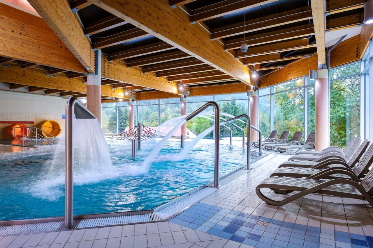 Świeradów-Zdrój Interferie Aquapark Sport Hotel Malachit מראה חיצוני תמונה